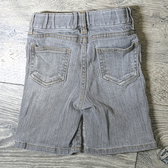 Gymboree Toddler Gray Denim Shorts - Picture 3 of 3